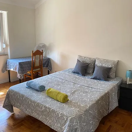 Perto Aeroporto 2 Lissabon